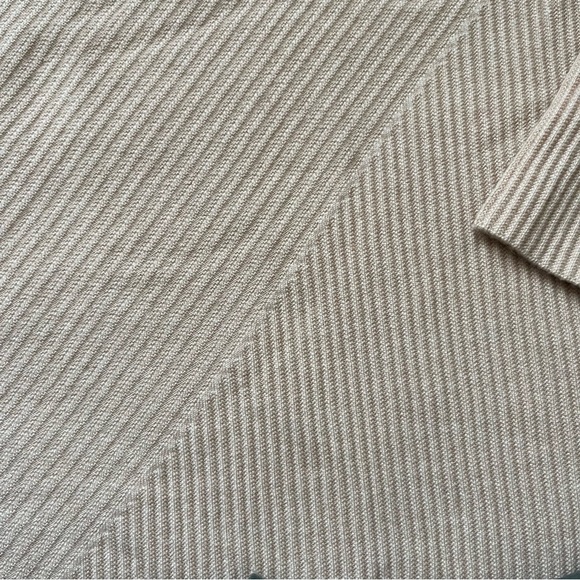 Eileen Fisher Cashmere Turtleneck - Picture 4 of 10